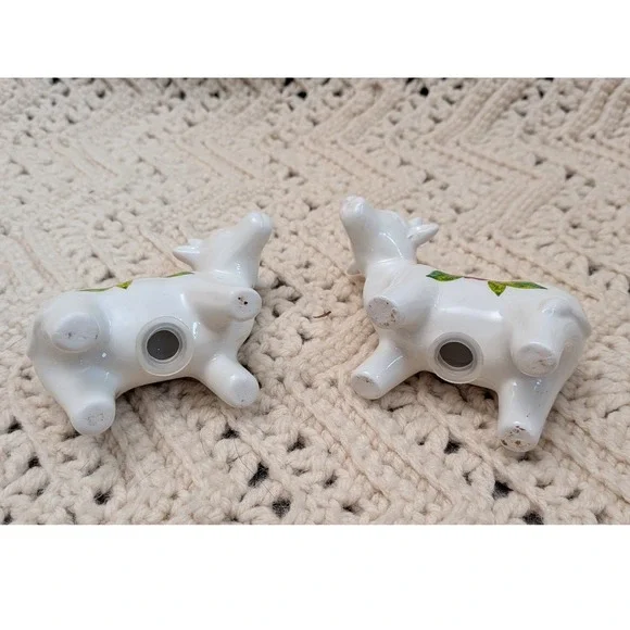 Vintage Style White Ceramic Cow Salt and Pepper Shakers Red Floral Farmhouse Set - Picture 3 of 6
